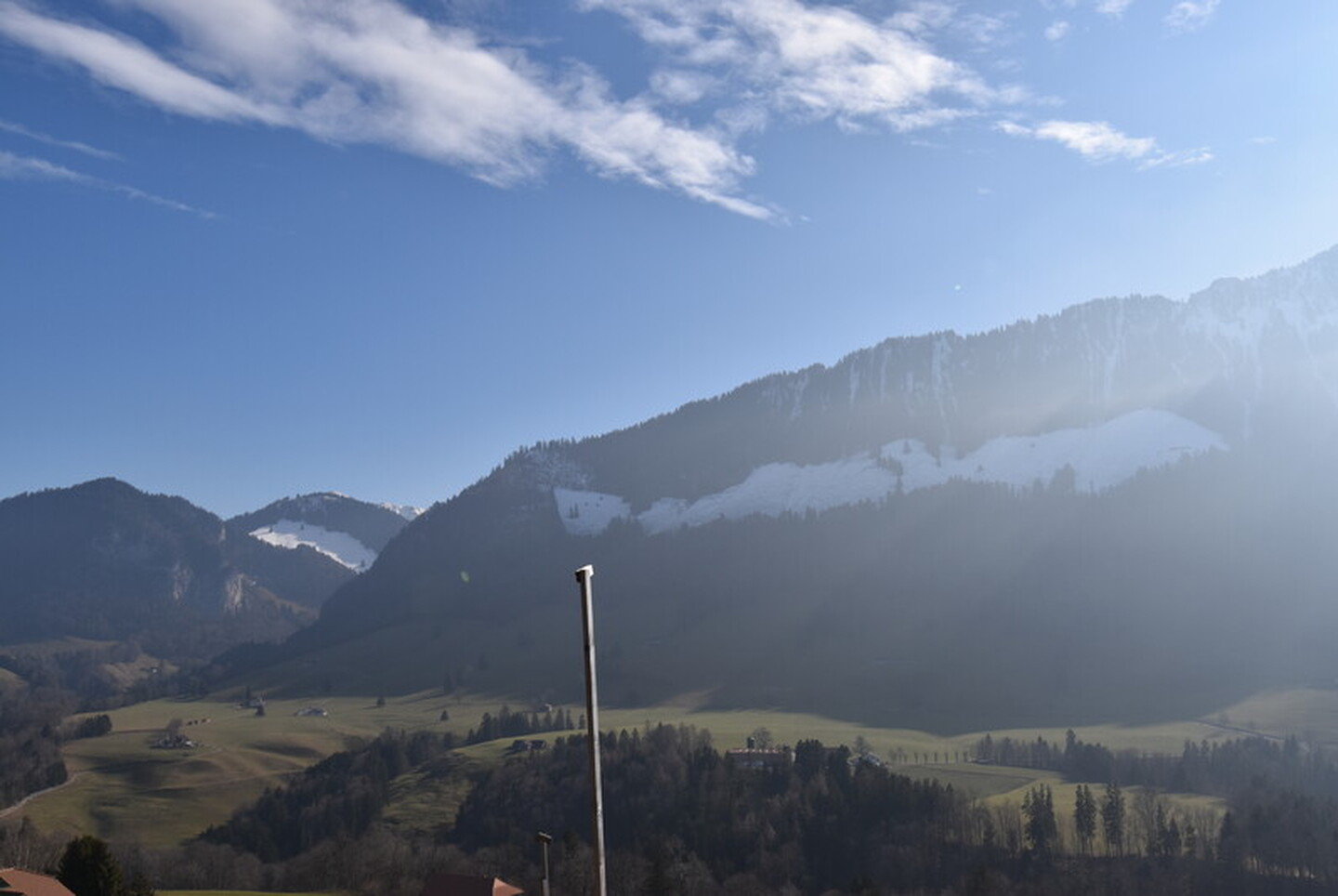 Chalet d'architecte de 4,5 pièces à Châtel-sur-Montsalvens